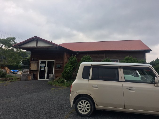 EAB06B7B-1777-4AA7-A1B1-B3E6F6266F24